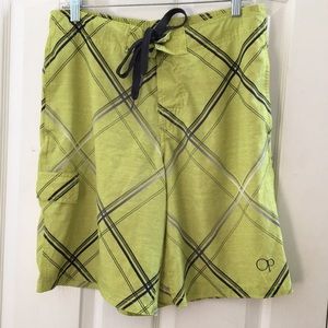 FINAL MARKDOWN Men’s op swim trunks small 28-30